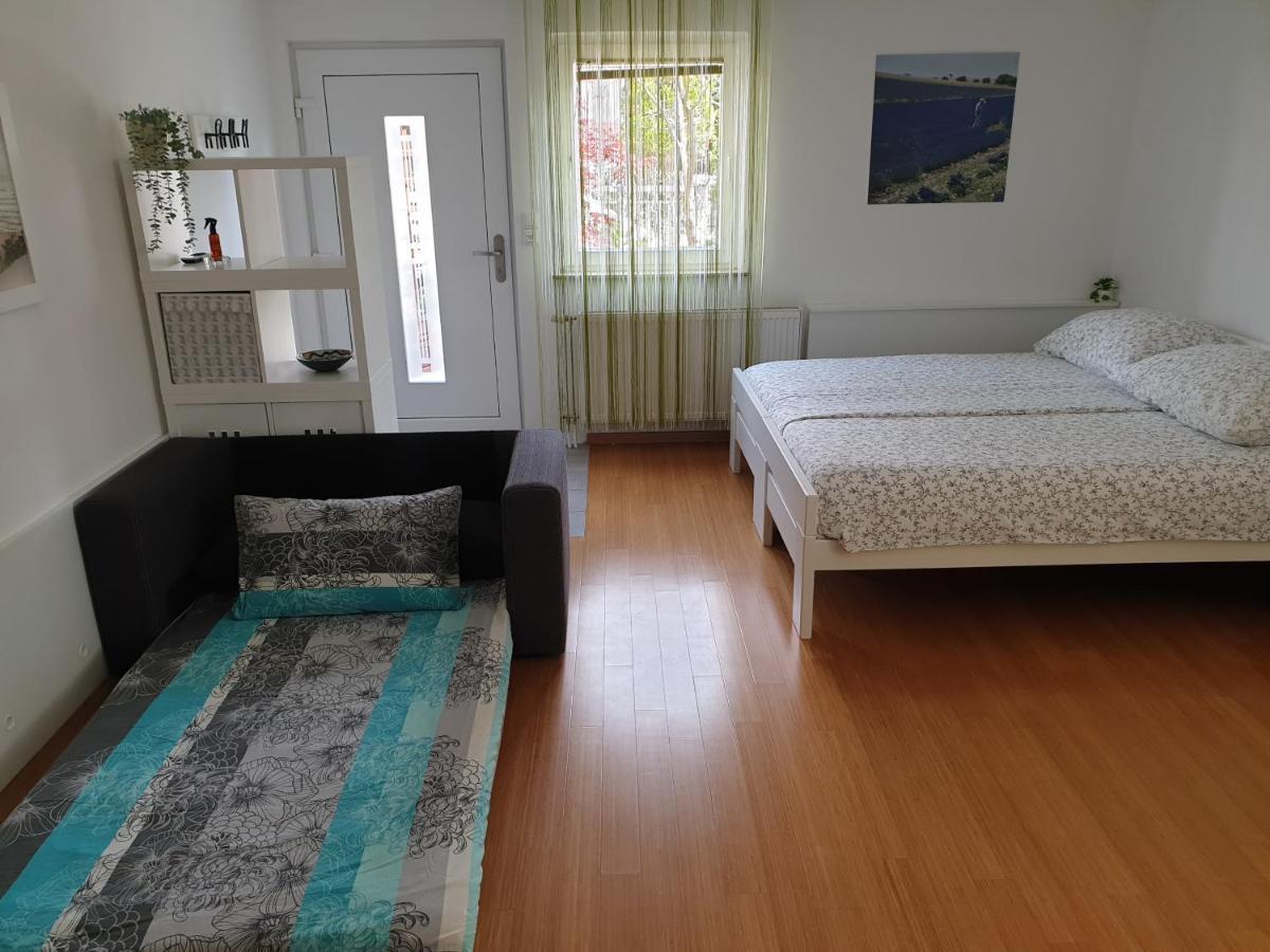 Studio Emma Ljubljana - Free Parking, Ac, Wifi Buitenkant foto