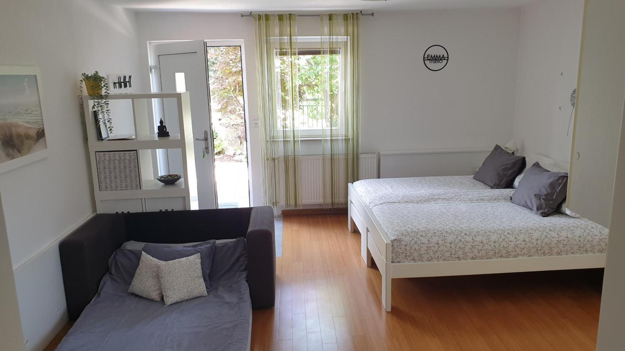 Studio Emma Ljubljana - Free Parking, Ac, Wifi Buitenkant foto